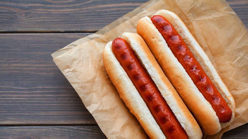 how long can grilled hot dogs be left out